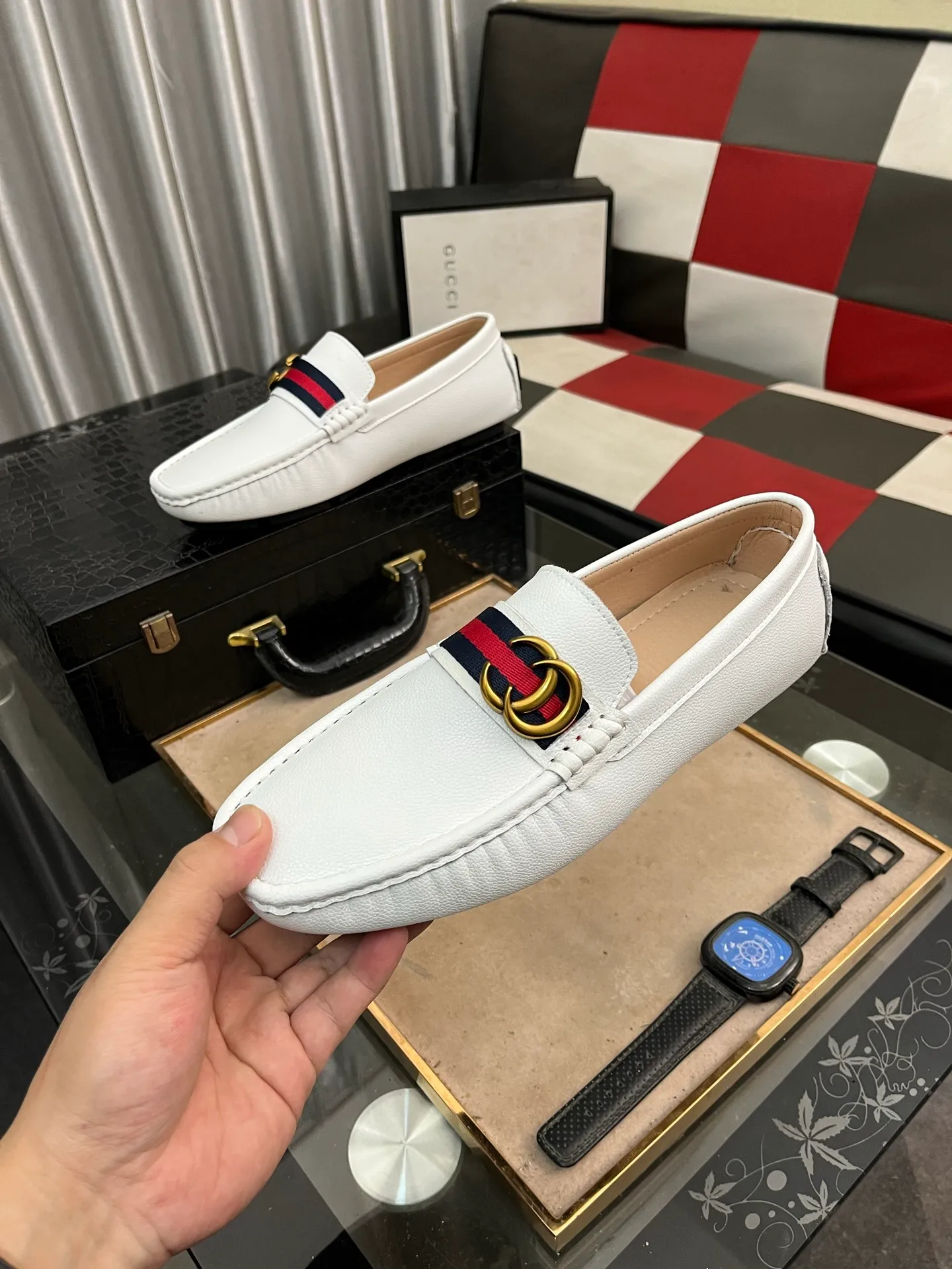Men's shoes💰400⌚️⌚️【GUCCI Gucci】Original men's casual beanie shoes, original Italian imported special material cowhide embossed➕real first-layer sheepskin lining; equipped with precision stitching to highlight low-key luxury. The comfortable sole design ensures maximum comfort and anti-slip properties. The shoe shape is dignified and the low-key charm is not concealed! Natural and free new urbanism, size: 38-442️⃣Colors available